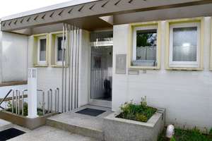 Architektenbungalow + Einliegerwohnung + separate Büroeinheit in Feldrandlage von DA-Arheilgen – Die vollständige Adresse der Immobilie erhältst du vom Anbieter., 64291 Arheilgen, Darmstadt – Vorschaubild 3
