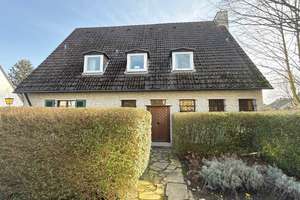 Charmantes Einfamilienhaus in Essen-Heisingen mit 7 Zimmern und großem Garten