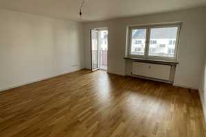 Moderne, helle 3-Zimmer-Wohnung mit Balkon in München-Laim – Gotthardstraße 118, 80689 München – Vorschaubild 1