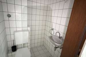 Helle und frisch renovierte 3-Zimmer-Wohnung mit Balkon in Duisburg-Obermeiderich – Neumühler Straße 39, 47138 Obermeiderich, Duisburg – Vorschaubild 11