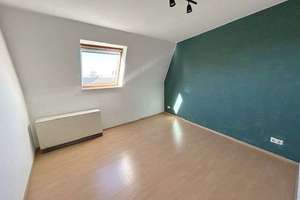 Freie 2-Zimmer-Dachgeschoss-Altbau-Wohnung, Eilbek, Nähe S-Bahn – Hasselbrookstraße  48, 22089 Eilbek, Hamburg – Vorschaubild 6