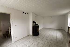 Doppelhaushälfte in Eibach am Wiesengrund  – Die vollständige Adresse der Immobilie erhältst du vom Anbieter., 90451 Eibach, Nürnberg – Vorschaubild 2