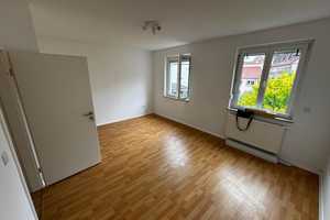 Kernsarnierte 2-Zimmer-Wohnung, teilmöbliert, gehobener Innenausstattung mit Balkon, EBK in Würzburg – Obere Johannitergasse 2, 97076 Würzburg – Vorschaubild 6