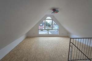 Moderne Maisonette-Perle mit Garten-Oase: Raumwunder mit Entwicklungspotenzial in Neuss-Norf – Düsselstraße 5, 41469 Norf, Neuss – Vorschaubild 16