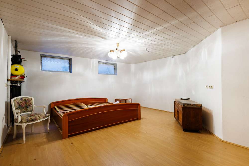 Immobilie in Engelsberg - Schönes Einfamilienhaus mit Garten, Terrasse und Doppelgarage–ruhige Familienidylle im Chiemgau - Bild 20