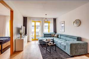 Möbliert: Barrierefreie Wohnung direkt an den Riem Arcaden – Die vollständige Adresse der Immobilie erhältst du vom Anbieter., 81829 Messestadt Riem, München – Vorschaubild 1