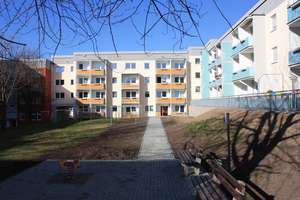 Property thumbnail 1