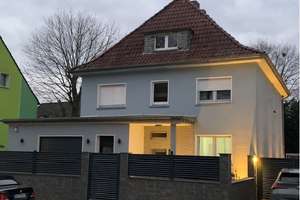 Sanierte Dachgeschosswohnung: attraktive 2-Zimmer-Dachgeschosswohnung in Dortmund