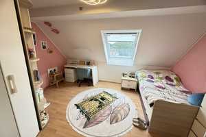 PROVISIONSFREI: PLATZWUNDER mit HAUSCHARAKTER – 
6-ZIMMER MAISONETTE mit BALKON & TIEFGARAGENPLATZ – Leverkusen – Vorschaubild 11