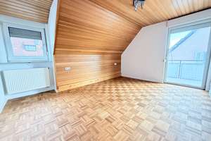 Charmante 3,5 Zimmer DG Wohnung mit ausgebauter Bühne in Bad Cannstatt – Die vollständige Adresse der Immobilie erhältst du vom Anbieter., 70374 Im Geiger, Stuttgart – Vorschaubild 3