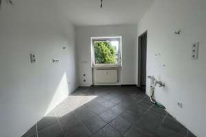 Frisch renovierte 4-Zimmer-Wohnung mit Südbalkon & Aufzug & Stellplatz in Zerzabelshof – Die vollständige Adresse der Immobilie erhältst du vom Anbieter., 90480 Zerzabelshof, Nürnberg – Vorschaubild 8