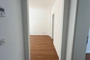 Helle 2 Zimmer-Wohnung in Köln-Deutz – Benjaminstraße 11-13, 50679 Deutz, Köln – Vorschaubild 2
