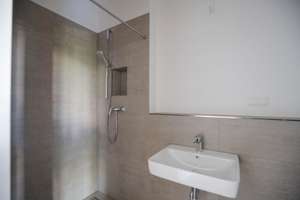 Sunny Living: Helle 2-Zimmer-Wohnung mit Balkon – provisionsfrei – Platz des 4. Juli 6, 14167 Lichterfelde, Berlin – Vorschaubild 7