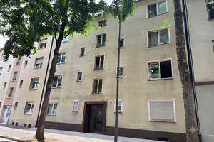 Solide Kapitalanlage: Gepflegtes 7-Familienhaus mit Entwicklungspotenzial