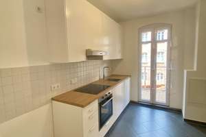2-Zimmer Wohnung mit Balkon und neuer EBK in gute Lage Nürnberg Nord