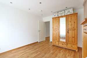 Modernisiertes Zweifamilienhaus in ruhiger Lage in Hamburg-Bramfeld – Hamburg – Vorschaubild 27