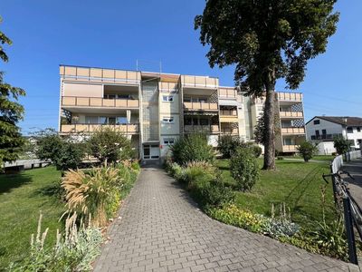 Großzügig wohnen: 3 Zimmer, 2 Balkone, Garage und Stellplatz inklusive