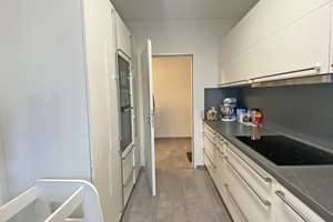 6914 - Großzügig geschnittene 3-Zimmerwohnung mit Tageslichtbad und Balkon! – Die vollständige Adresse der Immobilie erhältst du vom Anbieter., 76185 Grünwinkel, Karlsruhe – Vorschaubild 10