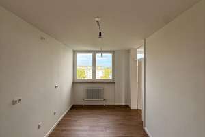 3-Zimmer-Wohnung mit schönen Ausblick – Gerhart-Hauptmann-Ring 70, 81737 Neuperlach, München – Vorschaubild 5