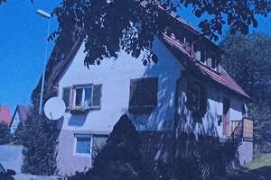 Kleines Wohnhaus (ca. 71m²) mit Keller und Stellplatz zu vermieten