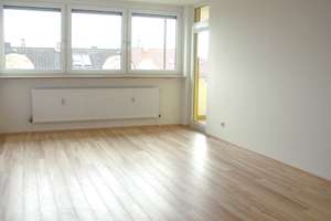 Sehr helle 3-Zimmer-Wohnung mit Loggia und Top-Grundriss in Schoppershof