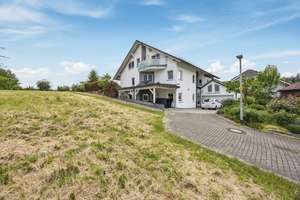 Wohnen, arbeiten und Generationen verbinden – Ihr Traumhaus am Feldrand – Die vollständige Adresse der Immobilie erhältst du vom Anbieter., 74354 Besigheim – Vorschaubild 2