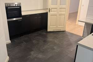 Schöne 3-Zi-Altbau-Whg in Moabit !!! EBK, Badewanne, Laminatböden , teilgewerblich nutzbar !!! – Havelberger Straße 16, 10559 Moabit, Berlin – Vorschaubild 7