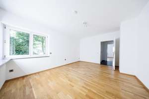 Beste Aussichtslage - Charmantes 2-3 Familienhaus mit großem Garten  – Die vollständige Adresse der Immobilie erhältst du vom Anbieter., 70195 Botnang-Süd, Stuttgart – Vorschaubild 10