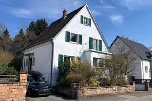 Charmantes Einfamilienhaus mit großem Garten in familienfreundlicher Lage von Bruchhof-Sanddorf – Die vollständige Adresse der Immobilie erhältst du vom Anbieter., 66424 Homburg – Vorschaubild 1