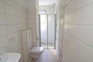 Sie duschen lieber? 3 Zimmer/ Balkon /Bad mit Dusche – Albert-Schweitzer-Straße 33, 9116 Altendorf, Chemnitz – Vorschaubild 4