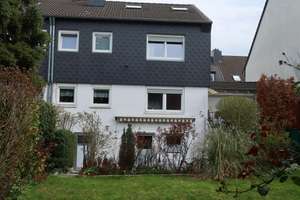 Reiheneckhaus in Düsseldorf-Lörick von privat, 4,5 Zimmer,  große Garage – Die vollständige Adresse der Immobilie erhältst du vom Anbieter., 40547 Lörick, Düsseldorf – Vorschaubild 5