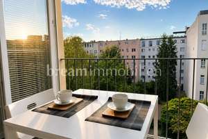 MEIN BERLIN MEIN RÜCKZUGSORT - tolles Apartment, Blick ins Grüne, Nähe Kudamm, Berlin-Wilmersdorf – Die vollständige Adresse der Immobilie erhältst du vom Anbieter., 10717 Wilmersdorf, Berlin – Vorschaubild 2