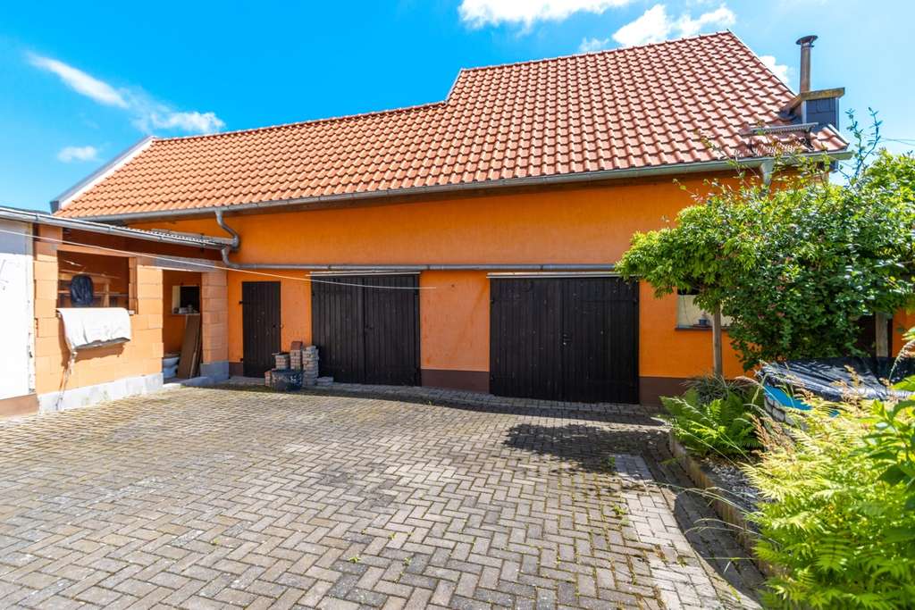 Immobilie in Wettin-Löbejün - Sie mögen es ruhig und wollen auf´s Land?
Einfamilienhaus in Priester- Wettin-Löbejün- bezugsbereit - Bild 3