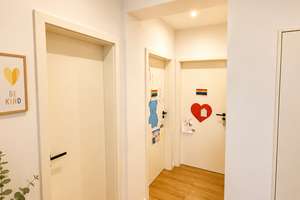 Solingen-Ohligs * Renovierte 5 Zimmer Eigentumswohnung mit Balkon ! – Hubertusstr. 32, 42697 Ohligs/Aufderhöhe/Merscheid, Solingen – Vorschaubild 3