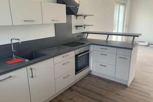 Gepflegte Doppelhaushälfte mit 3,5 Zimmern und Carport in Celle, Zweitbezug, frisch renoviert – Die vollständige Adresse der Immobilie erhältst du vom Anbieter., 29225 Celle – Vorschaubild 8