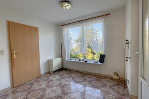 Freistehendes Einfamilienhaus mit Potenzial auf großem Grundstück in exklusiver Lage – Die vollständige Adresse der Immobilie erhältst du vom Anbieter., 99097 Melchendorf, Erfurt – Vorschaubild 18