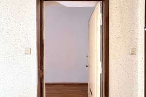 Bezugsfreie 2 Zimmer Wohnung mit zwei Stellplätzen in ruhiger grüner Wohnlage von Charlottenburg – Die vollständige Adresse der Immobilie erhältst du vom Anbieter., 10589 Charlottenburg, Berlin – Vorschaubild 2