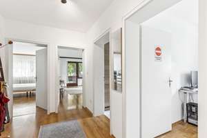 Gut geschnittene Wohnung in attraktiver Lage von Solln als Kapitalanlage oder Selbstbezug – Die vollständige Adresse der Immobilie erhältst du vom Anbieter., 81479 Thalkirchen, München – Vorschaubild 2
