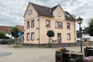 Lukratives Objekt für Kapitalanleger * 3-FH mit renovierter Fassade (2018) * 61197 Nieder-Florstadt – Die vollständige Adresse der Immobilie erhältst du vom Anbieter., 61197 Florstadt – Vorschaubild 3