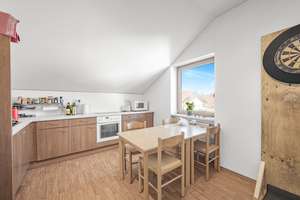 Großes Mehrfamilienhaus, Pool u. Doppelgarage, gepflegt, teilrenoviert – Hochlandstraße 27, 80995 Feldmoching, München – Vorschaubild 31