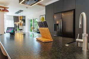 Architektur, Wellness und Energieeffizienz auf vier Ebenen – Die vollständige Adresse der Immobilie erhältst du vom Anbieter., 81249 Lochhausen, München – Vorschaubild 5