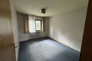 am Ortsrand, groß und hell, tolles Grundstück – Ludwigsburg (Kreis) – Vorschaubild 5