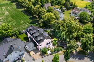 Große Doppelhaushälfte in Bestlage Garchings, direkt zur Lindenallee – Brunnenweg 2, 85748 Garching bei München – Vorschaubild 2