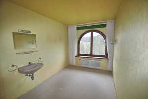 ++RESERVIERT++ Großzügiges Anwesen mit Wohnhaus, Schwimmbad und Stallungen  - Lautertal – Coburg (Kreis) – Vorschaubild 18