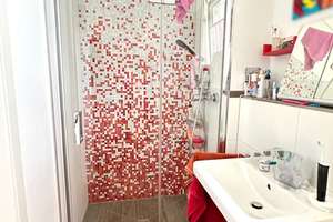 **3-ZIMMER-WOHNUNG MIT - DUSCHBAD EN SUITE UND DACHTERRASSE** – Die vollständige Adresse der Immobilie erhältst du vom Anbieter., 85586 Poing – Vorschaubild 8