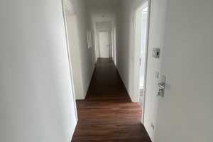 Zimmer 2.2 in WG - Wohnung mitten in der Bielefelder City – Bielefeld – Vorschaubild 2