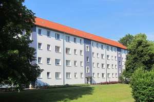 Naabstr. 22, 3 L - Modernisierte 3-Zimmer-Wohnung mit Loggia. WBS erforderlich! – Naabstr. 22, 38120 Weststadt, Braunschweig – Vorschaubild 1