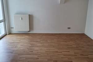 Helles Apartment mit Einbauküche und bodentiefem Fenster mitten in der City! – Große Steinstraße 10, 6108 Altstadt, Halle (Saale) – Vorschaubild 13