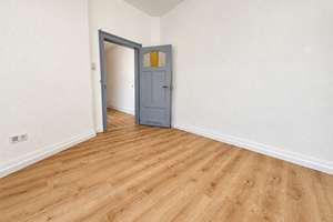 Sanierte 3-Zimmer-Wohnung mit hohen Decken, Balkon und Einbauküche – 65929 Unterliederbach, Frankfurt am Main – Vorschaubild 3