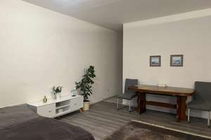 Helle 1-Zimmer Wohnung mit Balkon im 3. OG in Garbsen – Haberkamp 2, 30823 Garbsen – Vorschaubild 1